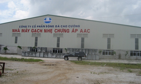 <p style="text-align: center;"><strong><span style="font-family: arial, helvetica, sans-serif;">Sông Đà Cao Cường</span></strong></p>